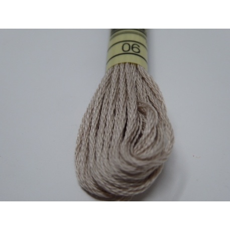 Fil DMC Mouliné n° 06 Fil DMC Mouliné n° 06
