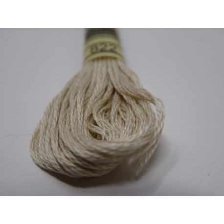 Fil DMC Mouliné n° 822 Fil DMC Mouliné n° 822